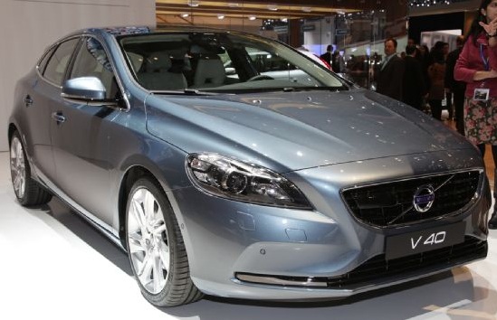 Volvo v40