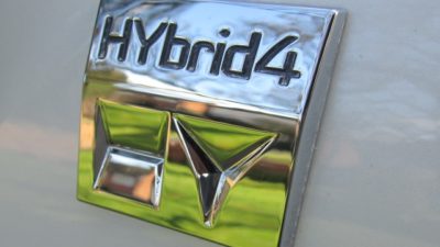 voitures peugeot hybrid4