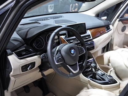 bmw active tourer intérieur