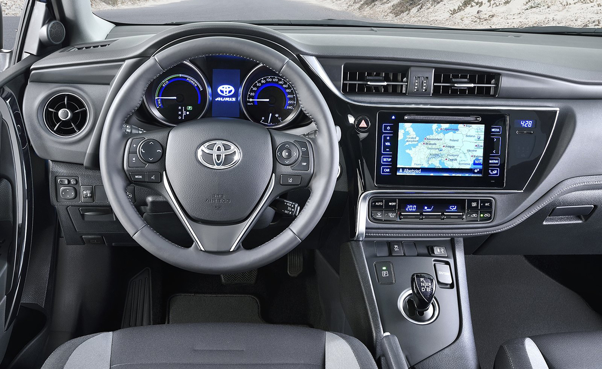 Toyota Auris ou Toyota Corolla : laquelle acheter ? - blog Kidioui.fr