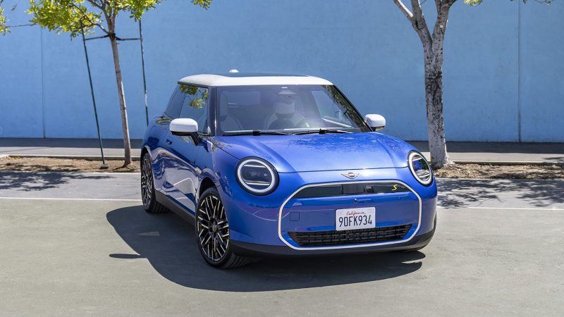 mini electrique 2023