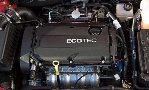 Un moteur ECOTEC sous le capot d'une Opel Astra