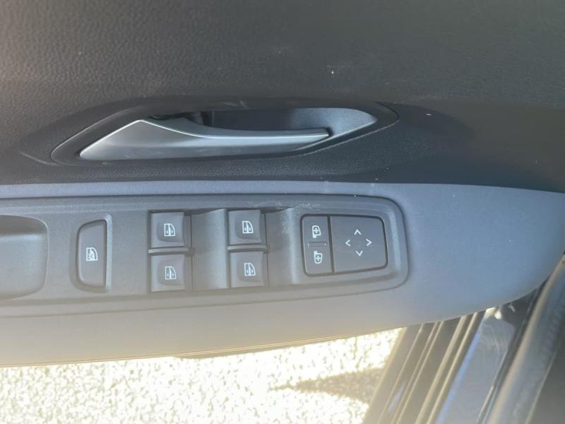 dacia jogger 1.6 hybrid 140 extreme 5 places photo 10
