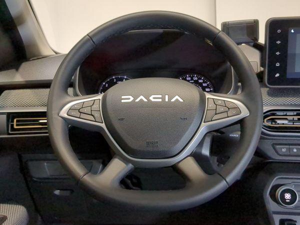 dacia sandero stepway expression tce 90 photo 7
