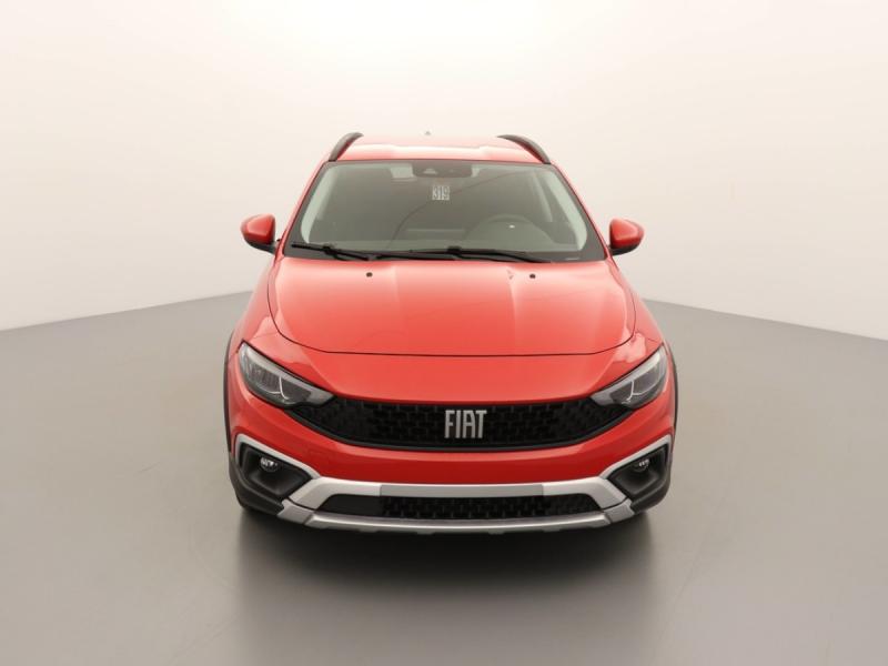 fiat tipo cross red hybrid photo 3