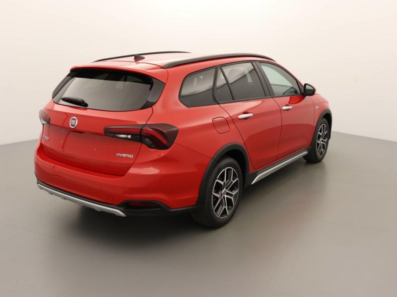 fiat tipo cross hybrid photo 2