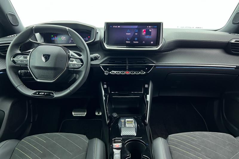 peugeot e-2008 moteur lectrique 156 ch gt blanc oknite toit black diamond avec 2870 d'quipements inclus photo 8