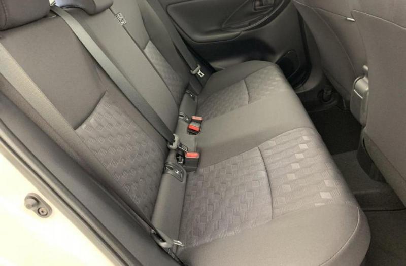 toyota yaris hybride 116h dynamic photo 10