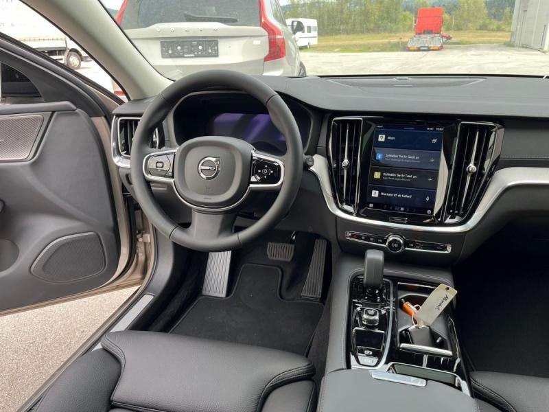 volvo v60 ultimate dark t6 phev 350hp awd geartronic photo 6