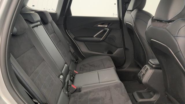 bmw x1 sdrive 20d 163ch dkg7 m sport photo 10