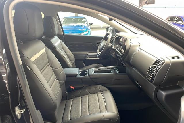 citro�n c5 aircross hybride 145 e-dcs6 max photo 9