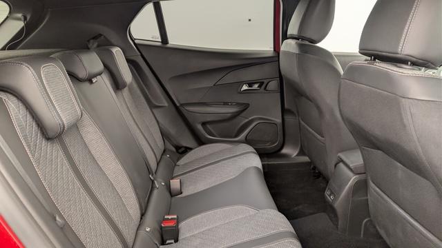 peugeot 2008 100 s&s bvm6 allure photo 10