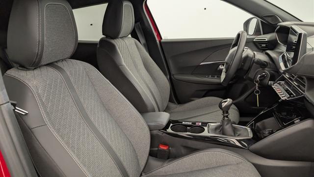 peugeot 2008 100 s&s bvm6 allure photo 9