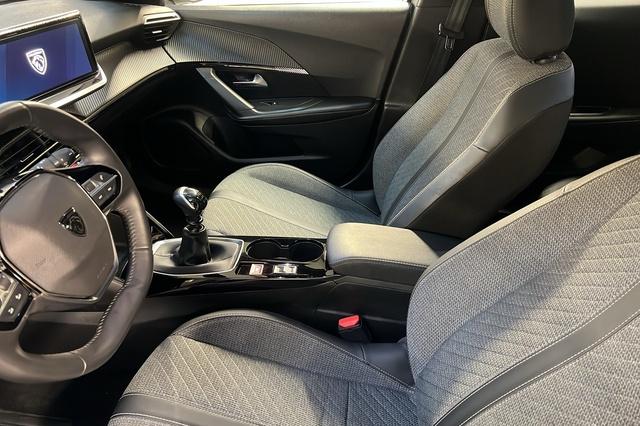 peugeot 2008 100 s&s bvm6 allure photo 9
