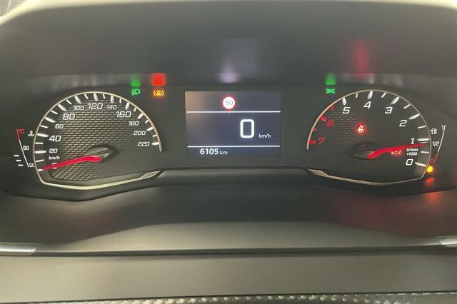 peugeot 2008 100 s&s bvm6 style photo 9