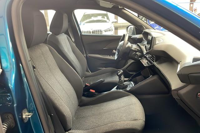 peugeot 2008 100 s&s bvm6 style photo 9