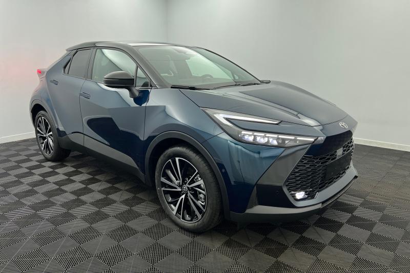 toyota c-hr hybride rechargeable 225 collection premiere bleu persan - toit noir - v�hicule d'occasion avec 3500 km photo 3